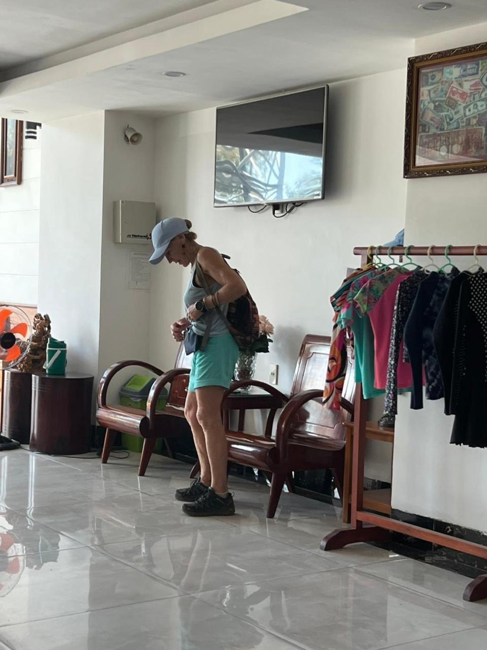 Ha Tien Hanh Phuc Hotel Bagian luar foto